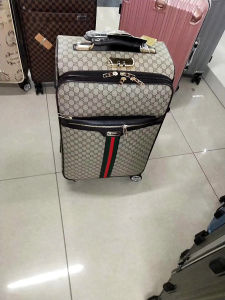 New Fashionable Cartoon Alloy Aluminum Frame Luggage Carry-On Suitcase with Zipper Password Lock Business Travel Bag