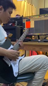 Gitar Listrik Original KOWE ART SERIES & X-SERIES FREE EFEK GITAR Model Kowe DDC01