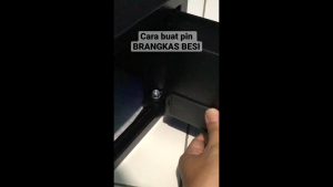 READY TaffGUARD Kotak Brankas uang dan emas dokumen tahan api dan air Coin Slot Password Box 4.6L 17E