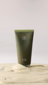 SỮA RỬA MẶT NGẢI CỨU HANYUL PURE ARTEMISIA DEEP CLARITY BHA 120ML