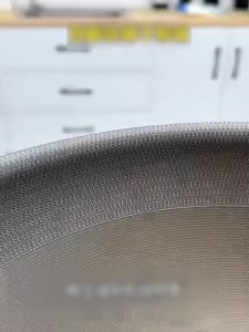 Double-Sided Titanium Non-Stick Wok Pan Zero Harmful Coating Scratch Resistant Healthy Cooking Pan for Malaysian Kitchen