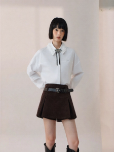 AIVEI | Polo Collar White Shirt with 3D Lace