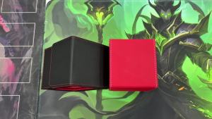 Card Deck Box with Display Window Hold 120 + Single Sleeved Cards Magnetic Closure Suitable for CCG Cards Magic Game Cards