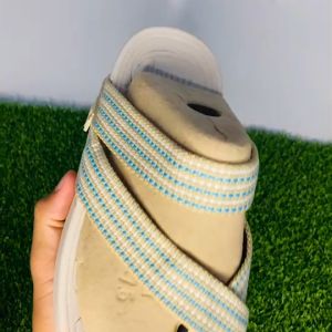 FitFlop รุ่นลายจุด 2023 สุดสวย ใส่ได้กำลังกาย 36-44 และของ การฝึกสอนสูงสุด