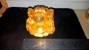 Kodok Fengsui Emas Patung Kodok Keberuntungan 1 Pcs 11Cm
