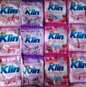 SOKLIN RENCENG DETERGEN BUBUK 1000 isi 30 PCS