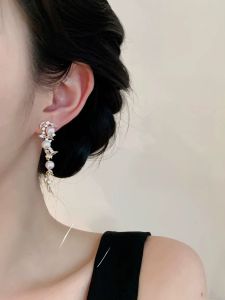 Gold Pearl Tassel Earrings French Style No Piercing Required Womens Fashion Jewelry Retro Court Geometry Pattern Handmade Alloy