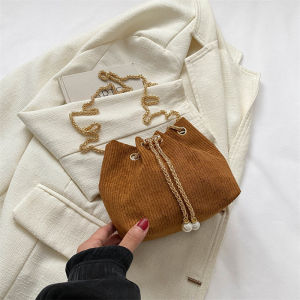 Trendy Womens Crossbody Bag Versatile Chain Design Small Square Bag Fashionable Bucket Bag Polyester Material for Autumn Use