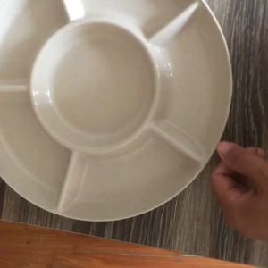 Durable & Stylish Fruit Plate: The Perfect Office Snack Organizer