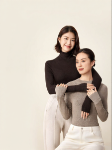 Purcotton | Comfortable Seamless Fitted Half-High Neck Cotton Knitwear