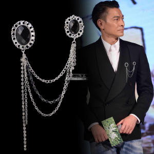 Korean Mens Suit Decorative Chain Small Chest Brooch Retro Hanging Ornaments Womens Clothing Accessories Pendants Chains Trendy