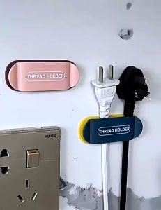 Holder Gantungan Kepala Colokan Kabel Tempel Dinding Cantolan Kait & Perapih Gantungan Stop Kontak