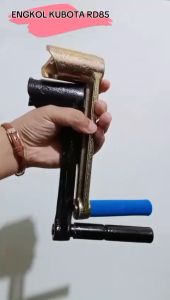 Starter handle engkol mesin kubota RD85 starting handle diesel kubota RD55 RD65 RD75 RD85 RD105