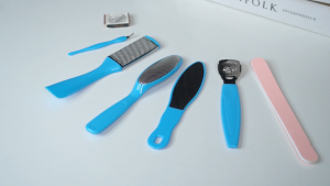 Biutte.co Alat Perawatan Kaki Manicure Pedicure Foot Care 8 in 1