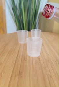 ถ้วยตวงพลาสติก แก้วตวง ขนาด 30 ml (ชุดละ 10 ใบ ) พลาสติกทนความร้อน ขนาดพกพา มีเลขบอกปริมาณ สินค้าในไทย พร้อมส่ง