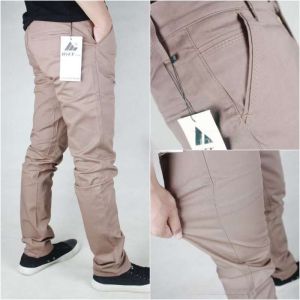 Celana chinos jumbo / celana chinos pria big size 38404244464850