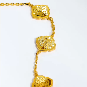 Chow Sang Sang 周生生 999 Gold Essence Four Harmony Goat Bracelet for Women 18cm 97150B Price-by-Weight 5.98g Gold