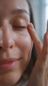 Snail Essence Eye Cream Dark Circle & Puffiness Reduction Remove Eye Bags Anti-Aging & Firming Eye Treatment