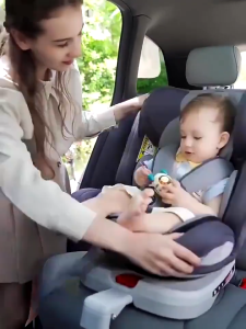 Beige คาร์ซีทเด็ก คาร์ซีท เหมาะสำหรับเด็กแรกเกิด0-13kg ฟรีอุปกรณ์ นั่งหรือนอนก็ได้ sofix+lacth