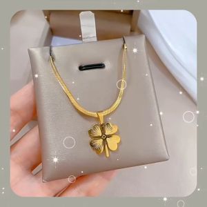 สร้อยคอแฟชั่นสแตนเลส 316L ชุบทอง 18k พร้อมจี้รูปโคลเวอร์ ดีไซน์หรูหรา