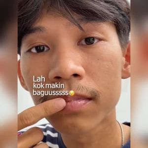 [SPECIAL BUNDLE] Lip Scrub berisi 15gr dan Lip Serum 10 ml