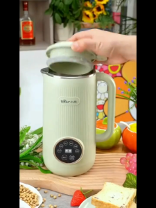 BearSoy Milk Maker Automatic Multi-Function small Wall Breaker 1-3 People Household Soybean Milk Machine 600ml