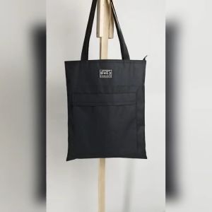 Tote Bag Terbaru Bahan Kanvas DSB 044 Model Kasual Penutup Resleting Warna Hitam Polos