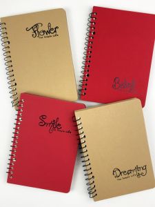 A5 Hard Cover Spiral Notebook 32 Pages Sideways Flip Diary Meeting Record Plain Grid Book Student Office Business Simple Ins Style Hard Surface Notebook for College Students And Business People