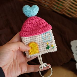 Handmade Creative Pink Sweet Cute Small Knitted Key Holder Finished Product Country Style Keychain Knitting Accessories