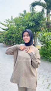 Oneset Dafa Blous Knitwear Kancing Motif Polos Setelan Celana Kulot Rajut Wanita Premium Kekinian