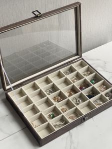 Glass Covered PU Leather Jewelry Ring Display Stand with Lid Earring Bracelet Storage Box Jewelry Organizer Fashion Accessories