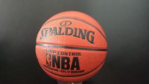 Spalding 74-604Y NBA Basketball Size 7 Basketball Leather Material Ball Basketball Rubber Leather Sports