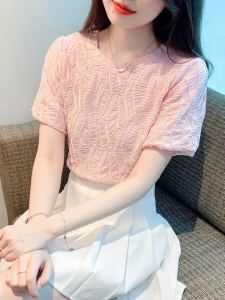 Stylish Short Sleeve Women's Shirt: A Comprehensive Guide