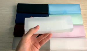Hộp Đựng Mắt Kính Mát Chống sốc Nhựa Size 16x7x4cm Màu trắng đục Form Vuông