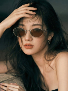 BEIYOU | Vintage Style Oval Sunglasses UV Protection