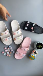 [MỚI RA MẮT]Dép cross sục nữ đế thấp 2cm kèm 14 Jibbitz Pizza dễ thương Mayto kiểu dáng dép quai ngang Ulzzang Hàn Quốc CS-13