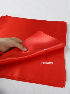 ผ้าปูโต๊ะไหว้เจ้า มี 2 สี สีแดง สีเหลือง วัสดุ ผ้าแก้ว ติดโต๊ะพระจีน ขนาดกว้าง 1.5 เมตร