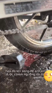 [4 Trong1] Bộ Dưỡng Sên Sprayking + Chai Tẩy Rửa Nhông Sên Dĩa Kết Hợp Rửa Xe HP Lube Super Clean 1L Kèm Bàn Chải Khăn- Cam kết chính hãng