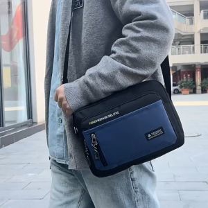 กระเป๋าสะพายข้างสำหรับผู้ชาย ผ้าไนลอน/ผ้า ใส่ของได้เยอะ มีหลายช่องซิป