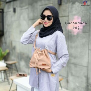 Tas selempang cassandra by biru tsabita
