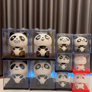 🏅ตุ๊กตาโมเดล น้องหมีแพนด้า🎁「สินค้าใหม่」น่ารักสุดๆใช้พลังงานจากแสงอาทิตย์ ขยับหัวไปมา ตั้งโชว์หน้ารถ ของขวัญ ของที่ระลึก