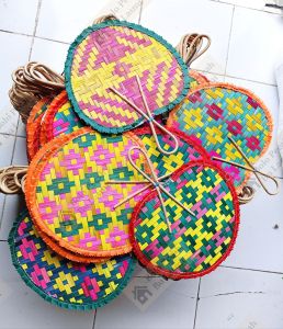Kipas Tangan Anyam Bulat / Kipas Bambu Warna / Kipas Anyam Bambu Tangan / Kipas Sate / Kipas Murah