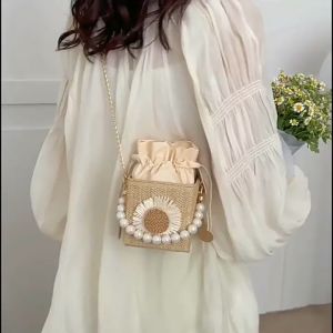 Túi cói đeo chéo form hộp đính cườm phối da đi biển đi chơi mùa hè/ túi nữ đeo vai phong cách Hàn