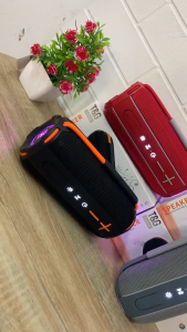 ลำโพงบลูทูธ T&G TG-696 เบสหนัก ไฟ RGB ปรับได้ เชื่อมต่อ 2 ตู้ รุ่นฮิต 4 สี พกพาง่าย เสียงดังชัด