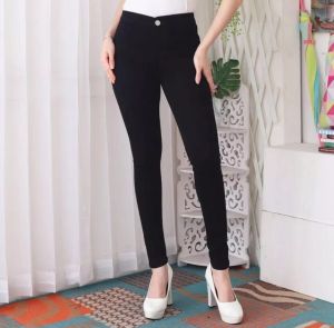 Celana Jeans Wanita - Jumbo - Premium - Pinggang Karet - Melar - Street-TRENDS JEANS