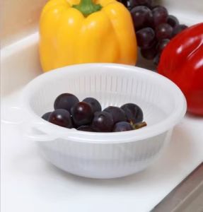 Mini Kitchen Vegetable Fruit Plastic Draining Basket Inomata Model 0549 Storage Organizer for Home Use Fruit Bowl Dish