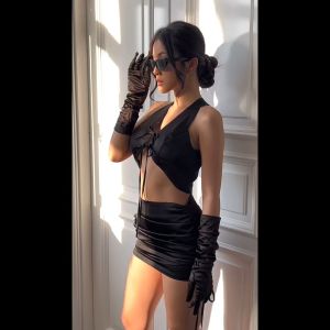 Newfangled Set đồ nữ chân váy áo kiểu màu Đen - Miss Set Black