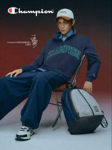 Champion | Balo Mới cho Nữ Sinh Năm 2025