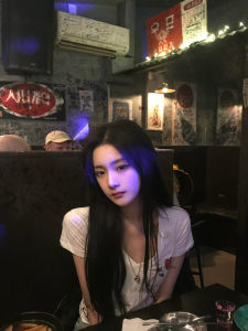 Áo Thun Nữ Cổ Chữ V Tay Ngắn Phong Cách Đường Phố Mỹ Mùa Hè Thon Gọn Đa Năng Phong Cách Harajuku Thường Ngày