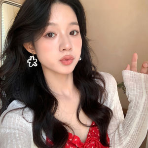 White Flower Womens Earrings Designed Exaggerated Moe Style Holiday Beach water Earrings Perfect for Women Gift Set